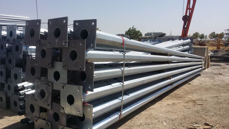 پایه چراغ خیابانی